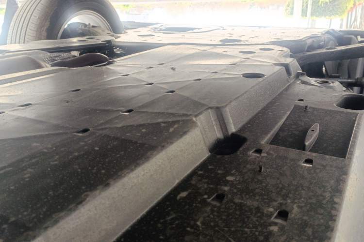 Used Toyota RAV4 2024 2.0L CVT Two-Wheel Drive Urban Edition Chassis Front Left