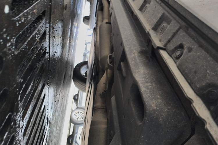 Used Toyota RAV4 2024 Dual-Motor 2.5L E-CVT Two-Wheel Drive Elite Plus Edition Chassis Front Right
