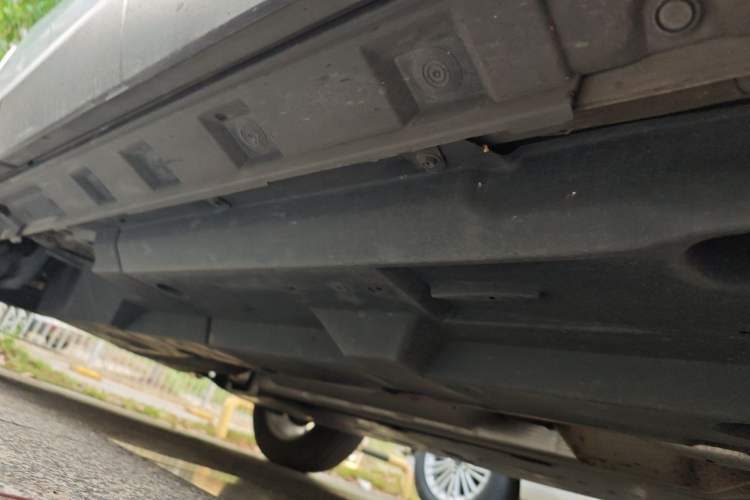 Used Toyota RAV4 2024 2.0L CVT Two-Wheel Drive Urban Edition Chassis Front Right