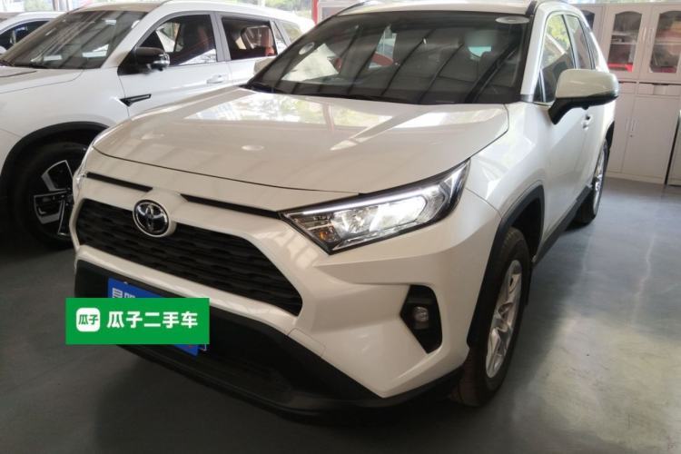 Used Toyota RAV4 2024 2.0L CVT Two-Wheel Drive Urban Edition Guazi used car, China used car export, Used car for sale, Used Toyota cars, Cheapest cars for sale