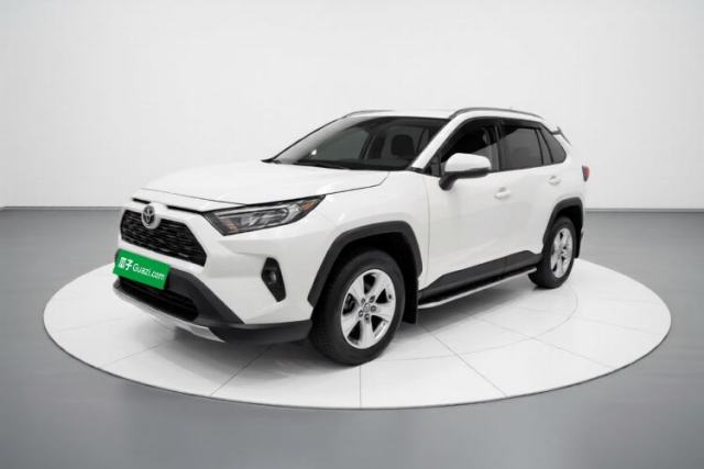 Ojetý Toyota RAV4 2024 2.0L CVT Two-Wheel Drive Urban Edition