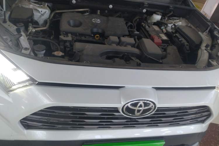 Used Toyota RAV4 2024 2.0L CVT Two-Wheel Drive Fashion Plus Edition Engine Bay