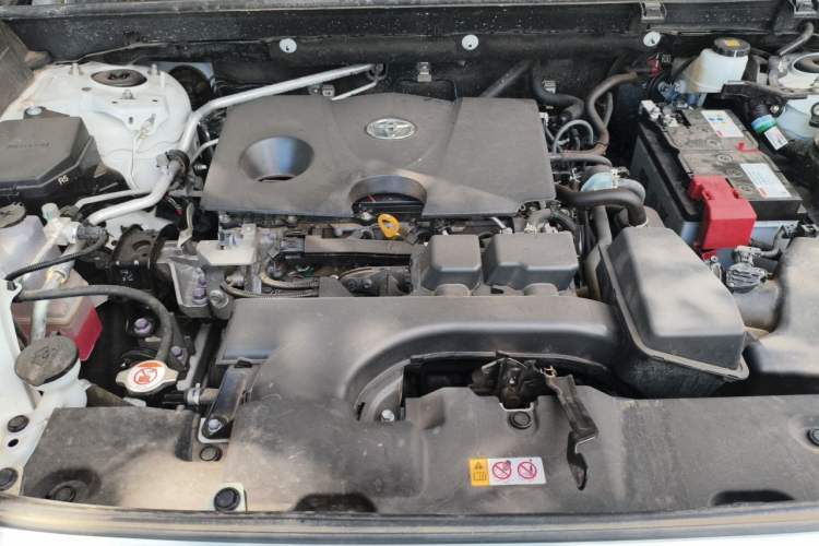 Used Toyota RAV4 2024 2.0L CVT Two-Wheel Drive Fashion Plus Edition Engine Bay