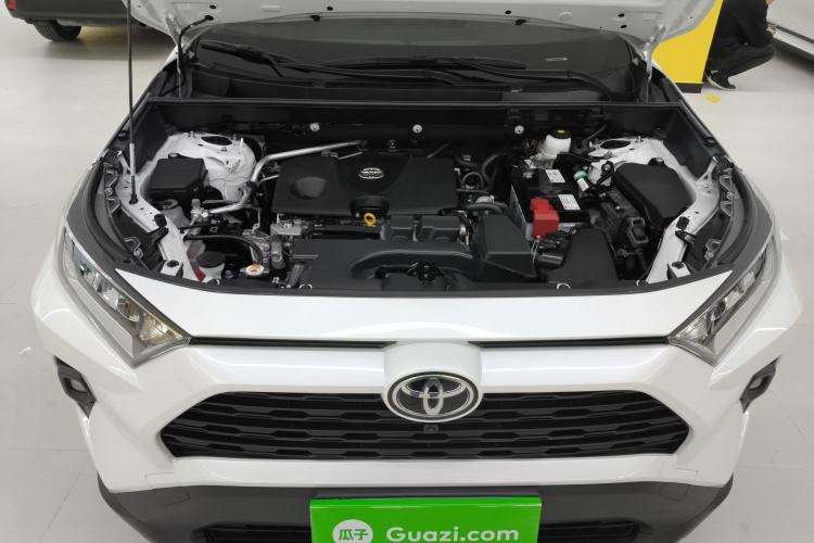 Used Toyota RAV4 2024 2.0L CVT Two-Wheel Drive Fashion Edition Engine Bay