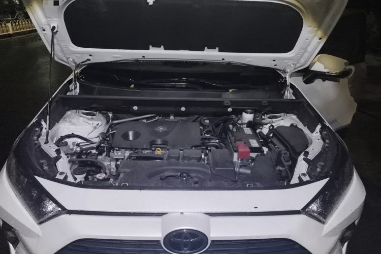 Used Toyota RAV4 2024 2.0L CVT Two-Wheel Drive Urban Edition Engine Bay