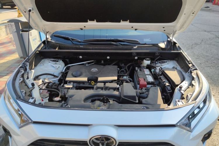 Used Toyota RAV4 2024 2.0L CVT Two-Wheel Drive Urban Edition Engine Bay