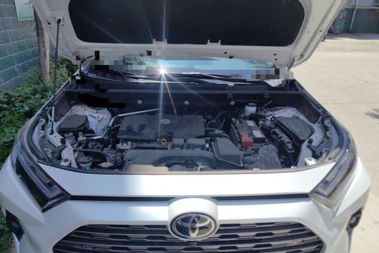 Used Toyota RAV4 2024 2.0L CVT Two-Wheel Drive Fashion Plus Edition Engine Bay