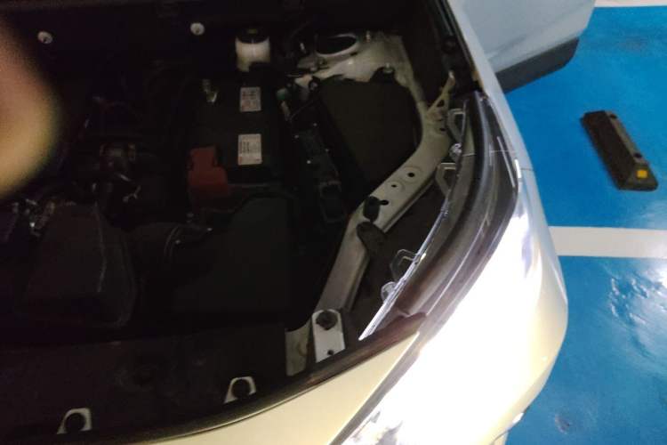 Used Toyota RAV4 2024 2.0L CVT Two-Wheel Drive Urban Edition Engine Bay Left