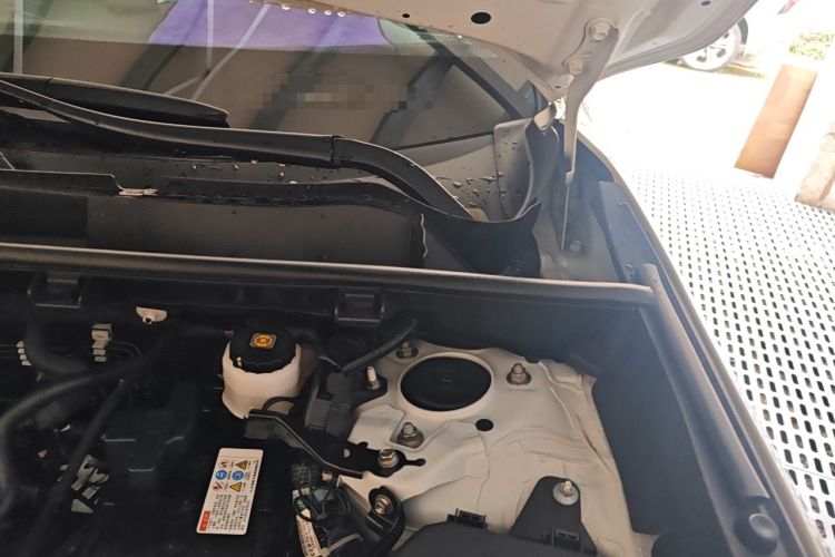 Used Toyota RAV4 2024 2.0L CVT Two-Wheel Drive Fashion Edition Engine Bay Left