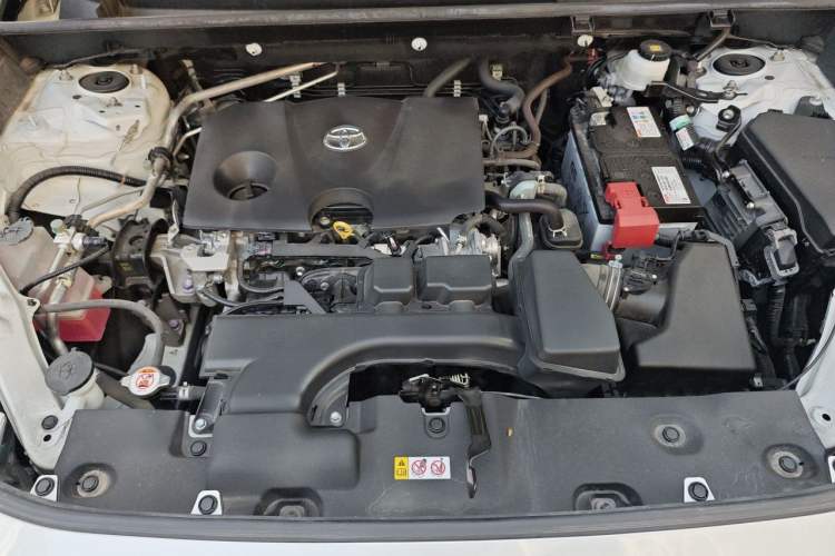 Used Toyota RAV4 2024 2.0L CVT Two-Wheel Drive Urban Edition Engine Bay