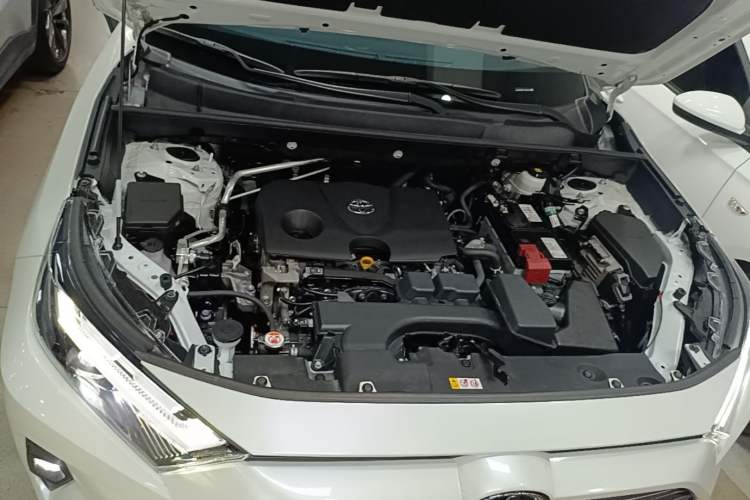 Used Toyota RAV4 2024 2.0L CVT Two-Wheel Drive Fashion Plus Edition Engine Bay