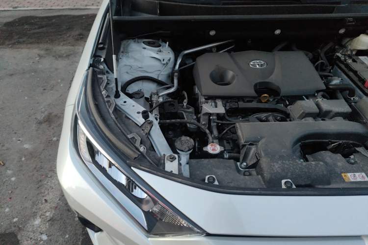 Used Toyota RAV4 2024 2.0L CVT Two-Wheel Drive Urban Edition Engine Bay Right