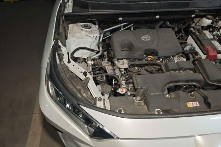 Used Toyota RAV4 2024 2.0L CVT Two-Wheel Drive Urban Edition Engine Bay Right