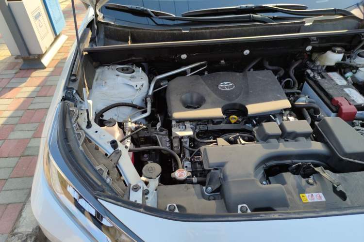 Used Toyota RAV4 2024 2.0L CVT Two-Wheel Drive Urban Edition Engine Bay Right