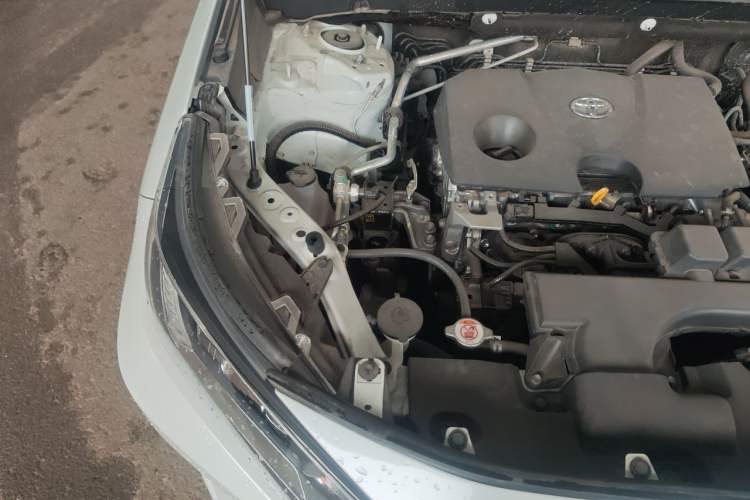 Used Toyota RAV4 2024 2.0L CVT Two-Wheel Drive Urban Edition Engine Bay Right