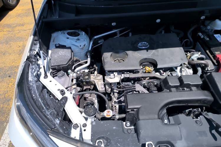 Used Toyota RAV4 2024 2.0L CVT Two-Wheel Drive Fashion Plus Edition Engine Bay Right