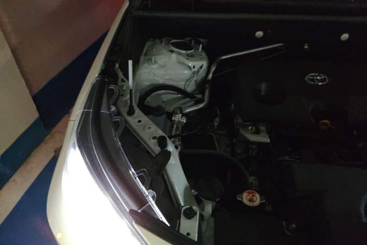 Used Toyota RAV4 2024 2.0L CVT Two-Wheel Drive Urban Edition Engine Bay Right