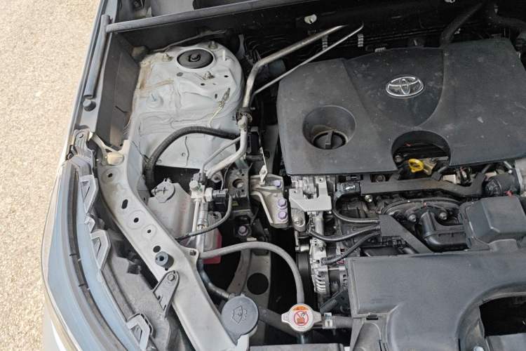 Used Toyota RAV4 2024 2.0L CVT Two-Wheel Drive Urban Edition Engine Bay Right