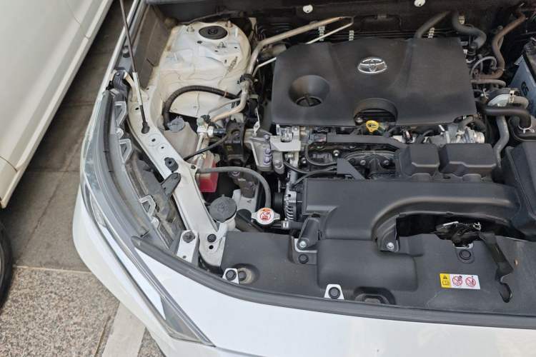 Used Toyota RAV4 2024 2.0L CVT Two-Wheel Drive Urban Edition Engine Bay Right