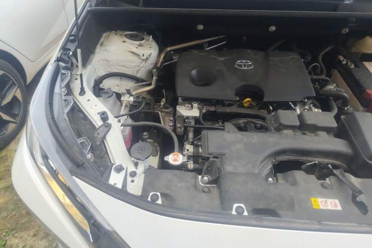 Used Toyota RAV4 2024 2.0L CVT Two-Wheel Drive Urban Edition Engine Bay Right