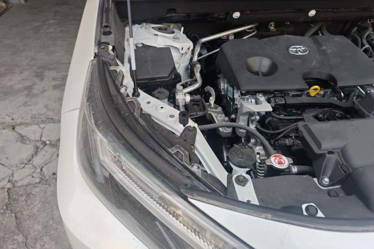 Used Toyota RAV4 2024 2.0L CVT Two-Wheel Drive Fashion Plus Edition Engine Bay Right