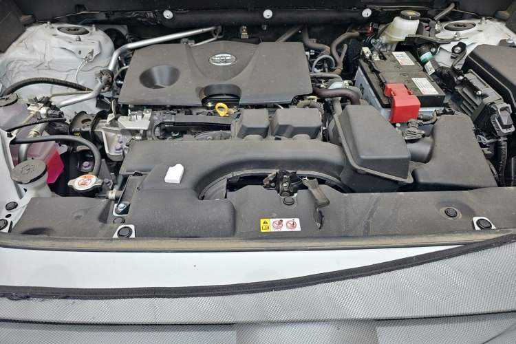 Used Toyota RAV4 2024 2.0L CVT Two-Wheel Drive Fashion Edition Engine Bay