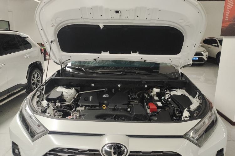 Used Toyota RAV4 2024 2.0L CVT Two-Wheel Drive Fashion Plus Edition Engine Bay