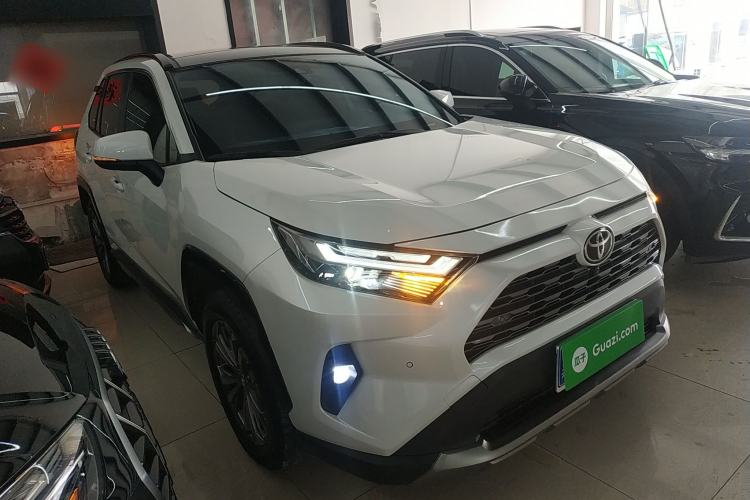 Used Toyota RAV4 2024 2.0L CVT Two-Wheel Drive Fashion Plus Edition Exterior 1