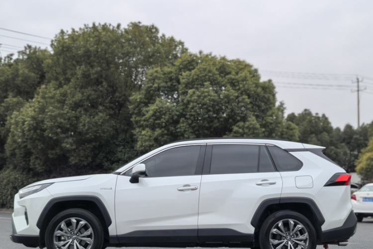 Used Toyota RAV4 2024 Dual-Motor 2.5L E-CVT Two-Wheel Drive Elite Plus Edition Exterior 2