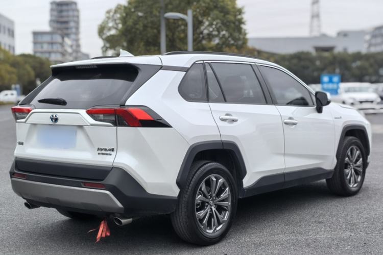 Used Toyota RAV4 2024 Dual-Motor 2.5L E-CVT Two-Wheel Drive Elite Plus Edition Exterior 3