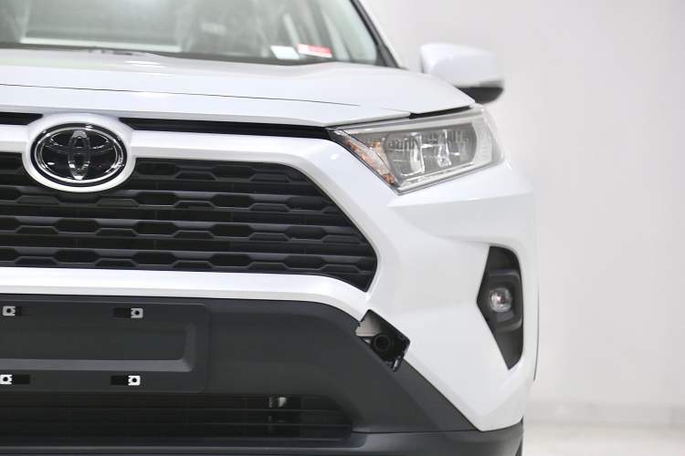Used Toyota RAV4 2024 2.0L CVT Two-Wheel Drive Urban Edition Exterior 3