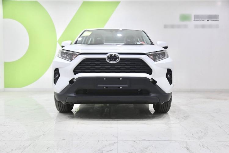 Used Toyota RAV4 2024 2.0L CVT Two-Wheel Drive Urban Edition Exterior 4