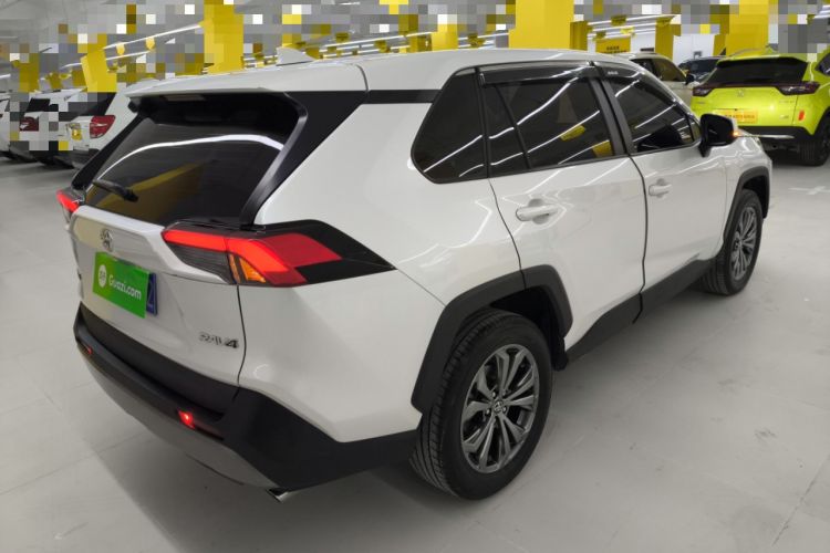 Used Toyota RAV4 2024 2.0L CVT Two-Wheel Drive Fashion Edition Exterior 5