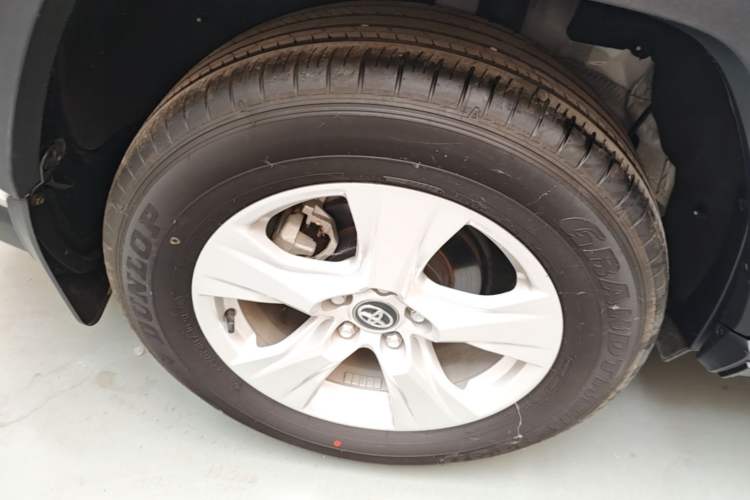 Used Toyota RAV4 2024 2.0L CVT Two-Wheel Drive Urban Edition Exterior 5