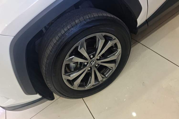 Used Toyota RAV4 2024 Dual-Motor 2.5L E-CVT Two-Wheel Drive Elite Plus Edition Exterior 7