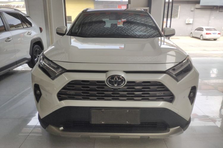 Used Toyota RAV4 2024 2.0L CVT Two-Wheel Drive Fashion Plus Edition Front