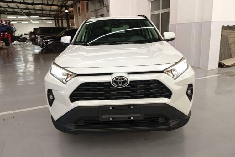 Used Toyota RAV4 2024 2.0L CVT Two-Wheel Drive Urban Edition Front