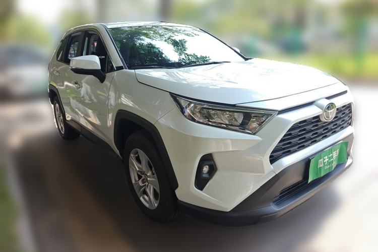 Used Toyota RAV4 2024 2.0L CVT Two-Wheel Drive Urban Edition Front Right 45 Deg