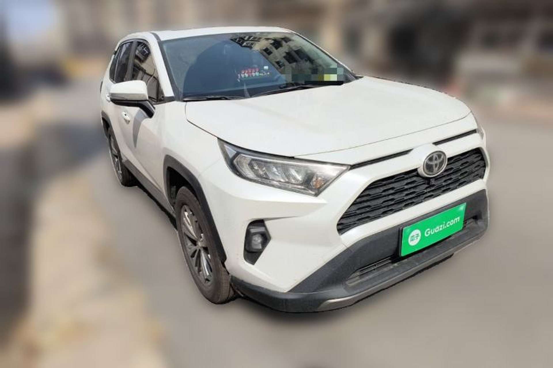 Used Toyota RAV4 2024 2.0L CVT Two-Wheel Drive Fashion Edition Front Right 45 Deg
