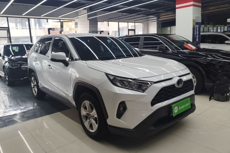 Used Toyota RAV4 2024 2.0L CVT Two-Wheel Drive Urban Edition Front Right 45 Deg