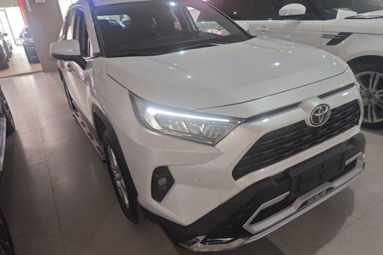 Used Toyota RAV4 2024 2.0L CVT Two-Wheel Drive Urban Edition Front Right 45 Deg