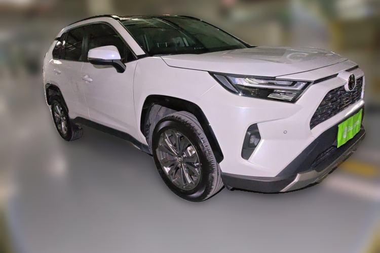Used Toyota RAV4 2024 2.0L CVT Two-Wheel Drive Fashion Plus Edition Front Right 45 Deg