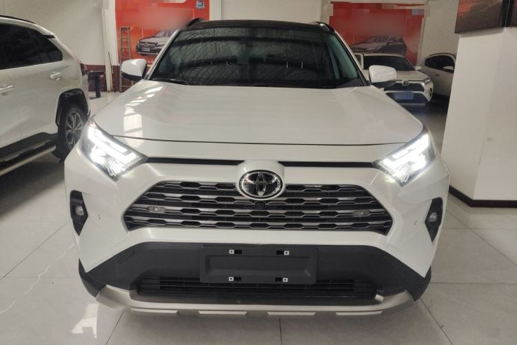 Used Toyota RAV4 2024 2.0L CVT Two-Wheel Drive Fashion Plus Edition Front