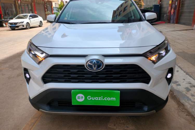 Used Toyota RAV4 2024 Dual-Motor 2.5L E-CVT Two-Wheel Drive Elite Plus Edition Front