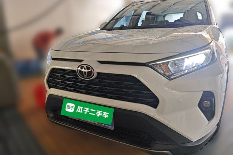 Used Toyota RAV4 2024 2.0L CVT Two-Wheel Drive Fashion Edition Front