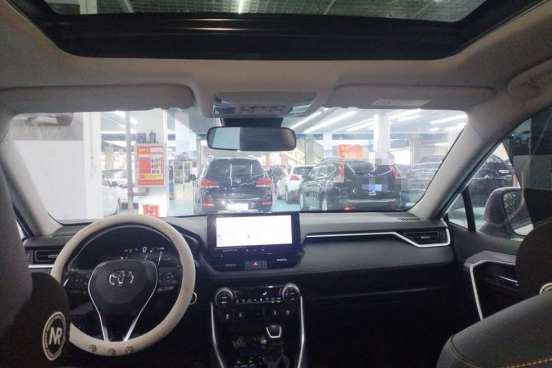 Used Toyota RAV4 2024 2.0L CVT Two-Wheel Drive Fashion Plus Edition Headliner