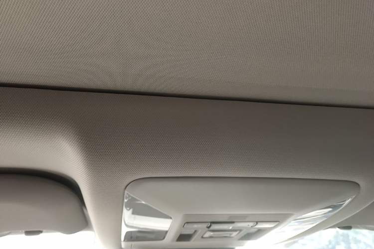 Used Toyota RAV4 2024 2.0L CVT Two-Wheel Drive Fashion Plus Edition Headliner