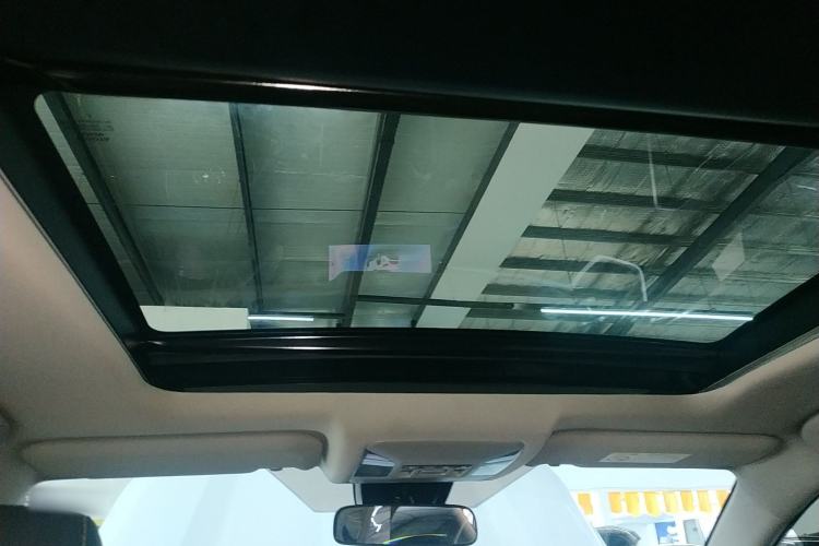 Used Toyota RAV4 2024 2.0L CVT Two-Wheel Drive Fashion Plus Edition Headliner