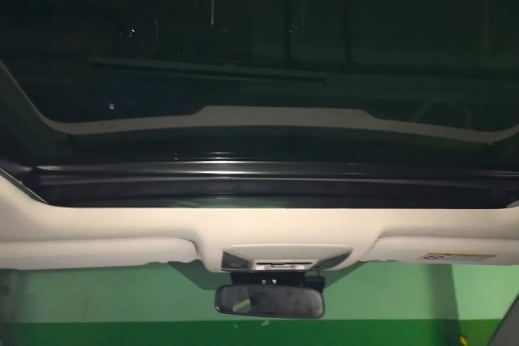 Used Toyota RAV4 2024 2.0L CVT Two-Wheel Drive Fashion Plus Edition Headliner