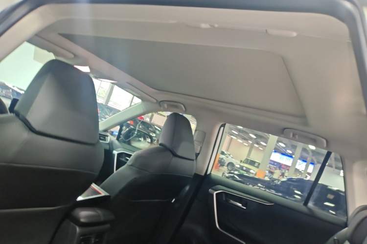 Used Toyota RAV4 2024 2.0L CVT 4x4 Explorer Plus Edition Headliner